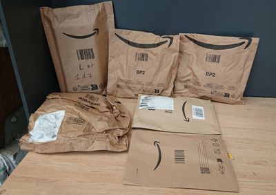 Lot de 6 colis Mystere (Retour Amazon,NPAI, Adresse incomple…