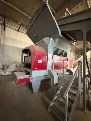 EXT - 1 broyeur primaire LINDER Modèle JUPITER 1800