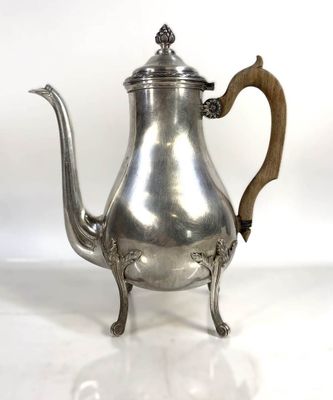 Verseuse quadripode en argent 925°/°°°, le fretel à motif de… - Photo 1