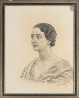 le dessin d'une femme en robe, avec un châle autour du cou
