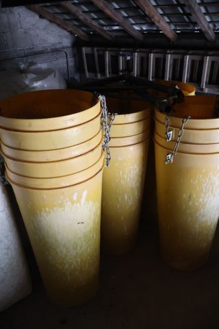 Goulotte gravats 10n éléments avec fixation. Visite le mercredi  ...