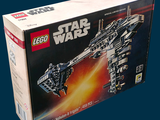 une boîte contenant un ensemble Lego Star Wars