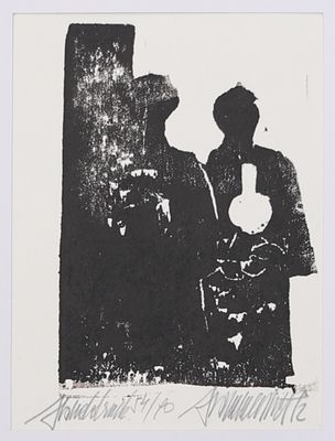 une image représentant une photo en noir et blanc d'un homme et d'une femme
