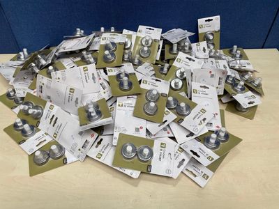 (X124) Crochet à visser (T2)