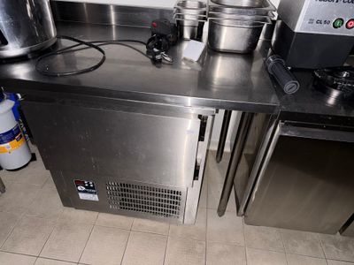 VENDU SUR DESIGNATION. 1 cellule de refroidissement inox 1 p… - Photo 1