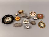 a lot of small objects that are on the table