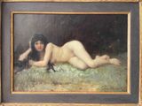 tableau représentant une femme nue allongée dans un champ recouvert d'herbe