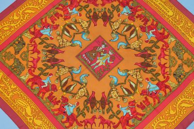 HERMES Paris. Carré en twill de soie imprimé titré « Early A… - Photo 1