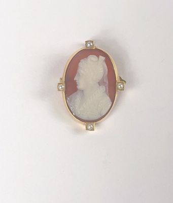 an image of a picture of a woman in a white dress with pearls in her hair