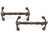 paire de poignées de porte anciennes en fonte