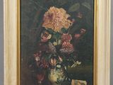 tableau représentant un vase de fleurs posé sur une table, à côté d'une feuille de papier