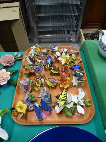 Lot de papillons en biscuit (possibilité de petits manques)