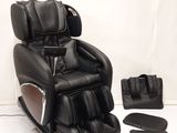 une photo d'un fauteuil de massage équipé d'un repose-pieds