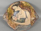 tableau représentant une femme tenant un bébé dans un bol posé sur une table