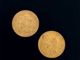 deux pièces d'or, dont l'une représente la tête d'une femme et l'autre celle d'un homme