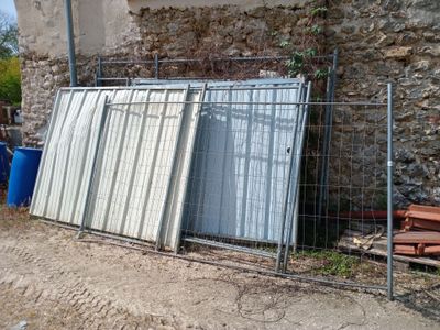 1 lot de barrières de chantier - VENDU SUR DESIGNATION à AUL…