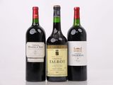 trois bouteilles de vin posées l'une à côté de l'autre sur une table