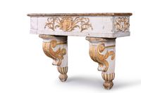Jardinière en bois sculpté, laqué et doré à décor de feuilla… (photo 2)
