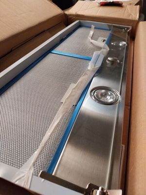 une boîte contenant une sorte de machine