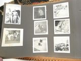 un livre avec plein d'images dessus