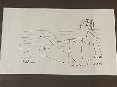 un dessin représentant une femme allongée sur la plage