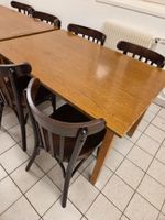 Lot de 8 tables en formica. 4 en 120X80X74 cm et 4 en 80X80X… (photo 2)