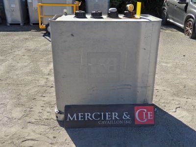 DIV CUVE FUEL 700L FOURCHABLE-TVA récupérable