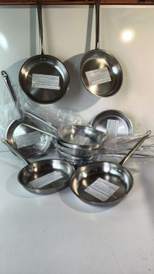 Lot de 20 poêles, compatibles induction - Photo 1