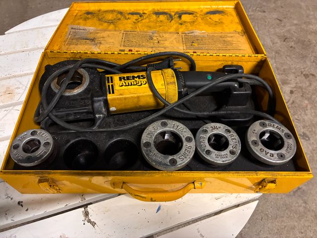 REMS Amigo Type 530000 – Filière électrique filaire. Démarre. Vis...