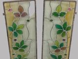 paire de vitraux ornés de fleurs et de feuilles