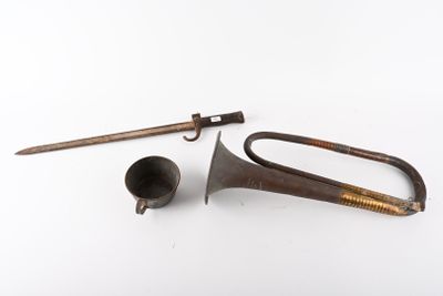 Clairon en cuivre J.GRAS (manque l'embout), une baïonnette e… - Photo 1