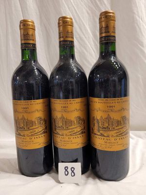 3 bouteilles CHÂTEAU D'ISSAN 1991 GCC MARGAUX Bonne présenta…