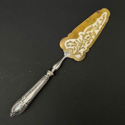 Pelle à gâteaux, manche en argent fourré, longueur 24,5 cm #1403