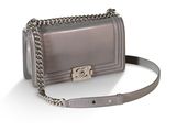 petit sac à bandoulière Chanel à chaîne métallique
