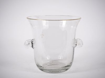 Seau à champagne en cristal, décor de lisérés dorés.