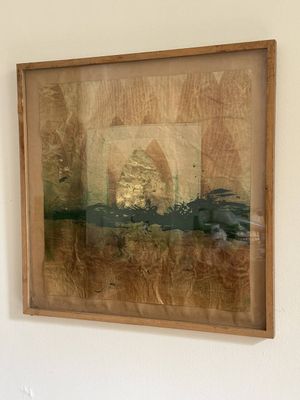a picture of a painting hanging on the wall