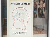 une photo d'un panneau sur lequel figure une carte représentant la tête d'une personne