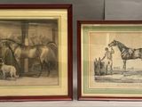 deux photos encadrées représentant des chevaux et un chien dans une grange