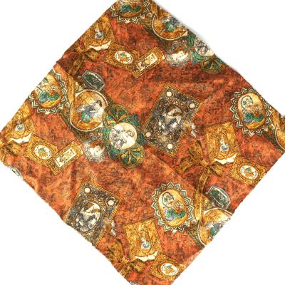 GIVENCHY : Pochette de costume en soie à motif de miniatures…