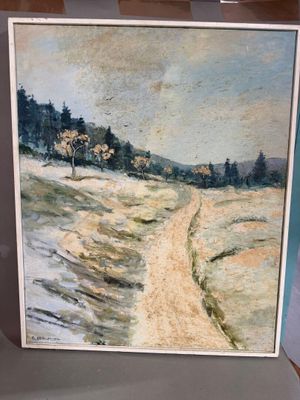 une peinture d'un chemin de terre au milieu d'un champ