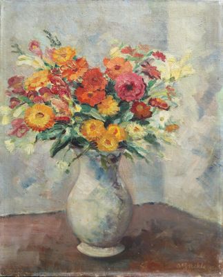 tableau représentant un vase de fleurs posé sur une table, avec un mur en arrière-plan