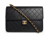 chanel black quilted lambskin flap bag