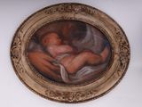 une photo d'un tableau représentant une femme tenant un bébé dans ses bras