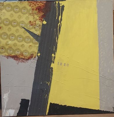 a picture of a picture of a painting on a table