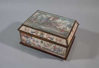 Coffret rectangulaire à couvercle à pans décoré de scènes d'art
