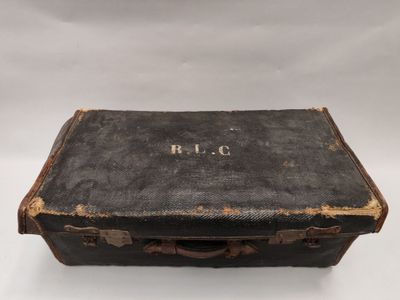 MALLE DE VOYAGE à châssis d'osier dite "malle d'attelage" en…