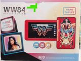 une boîte sur laquelle figure une image de Wonder Woman