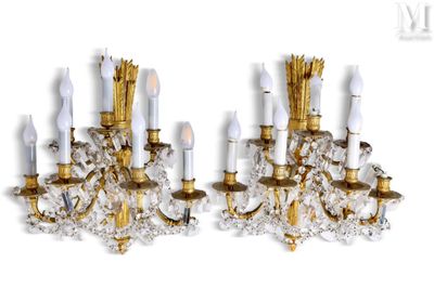 paire d'appliques murales anciennes en laiton et cristal
