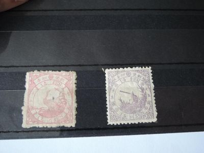 TIMBRES JAPON * - N° 32 (gomme défaillante) + N° 33 (go…
