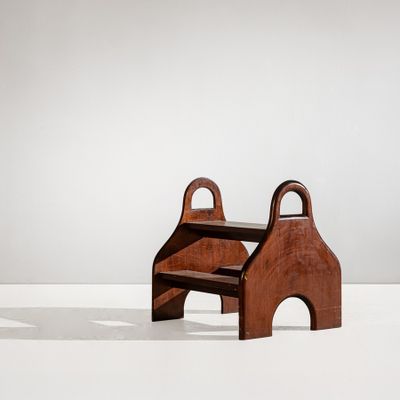 paire de tabourets en bois en forme de cheval